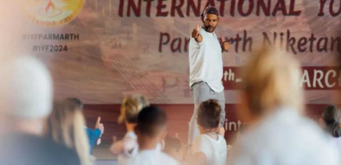 Rise and Shine: A Refreshing Morning Yoga Sequence to Energize Your Day