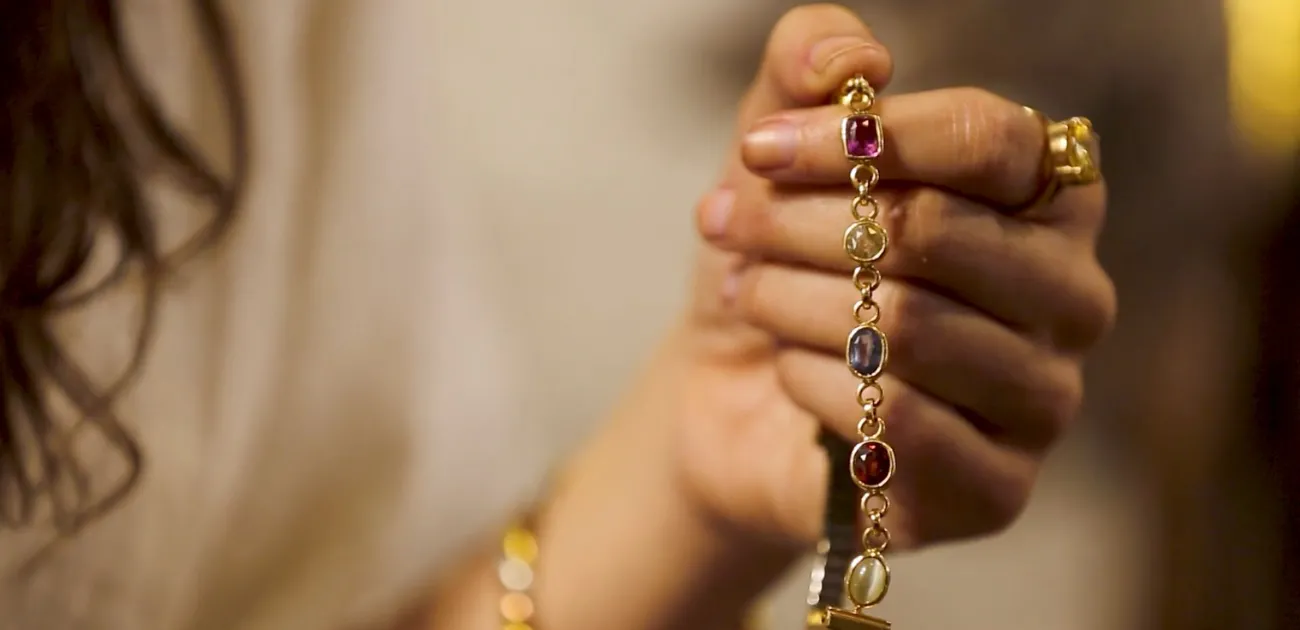 On what basis are gemstones recommended?